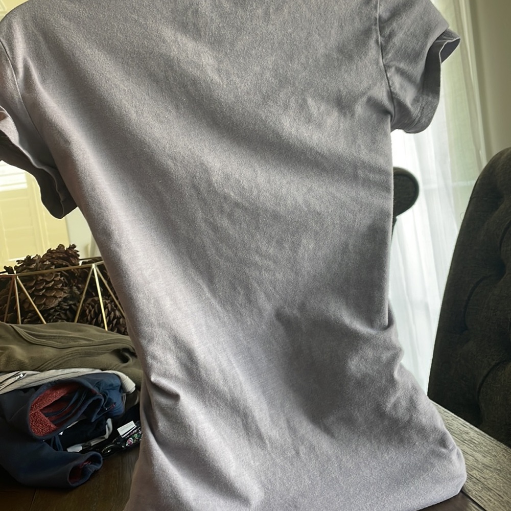 Hello Kitty Gray shirt - Picture 4 of 5